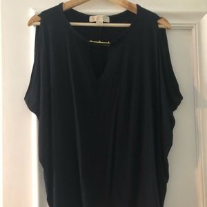 Navy blue top with gold ornament